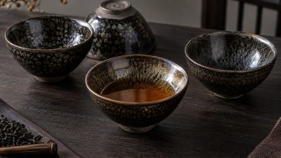 Цзяньчжань и тэммоку: чаши для чая с живой глазурью