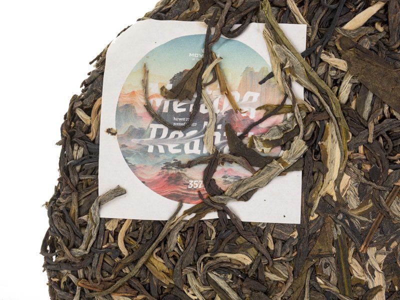 Цзыбайшэн ча бин, Melting Reality, Мойчай (сбор 2022, сырье 2023), 357 г